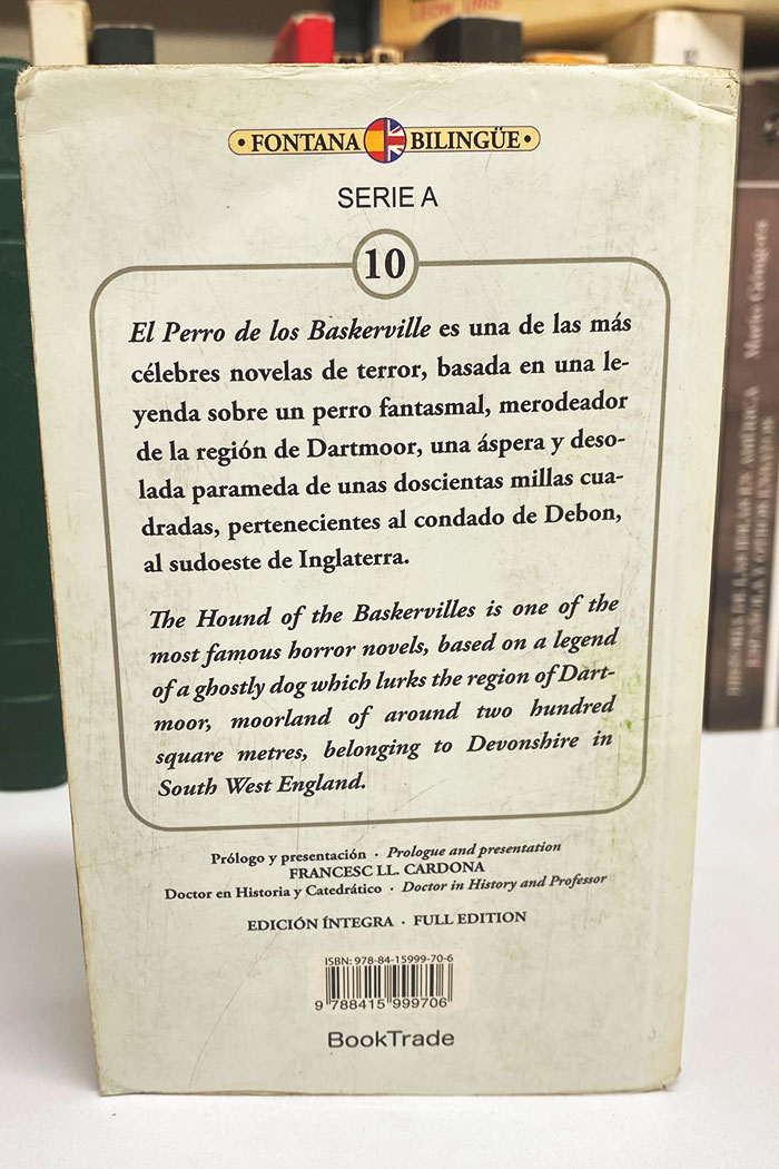 El sabueso de los Baskerville edición bilingüe Novela de Arthur Conan Doyle