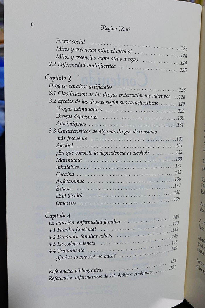Girando en un Tacon Libro de Regina Kuri