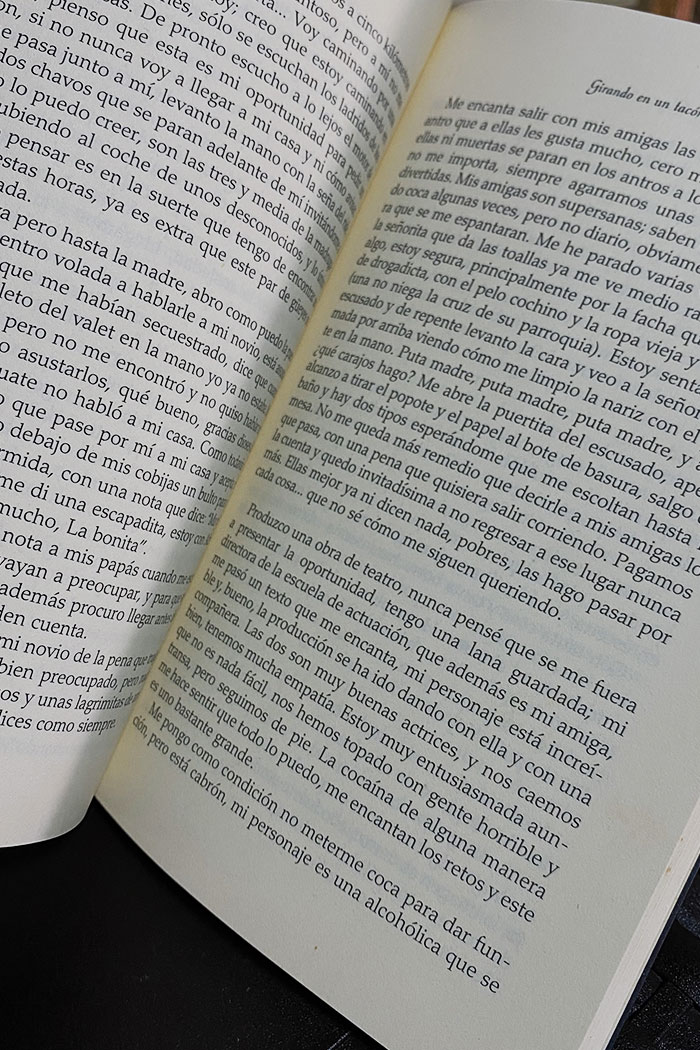 Girando en un Tacon Libro de Regina Kuri