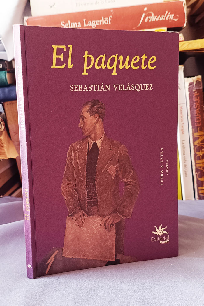 El paquete, libro de Sebastián Velásquez
